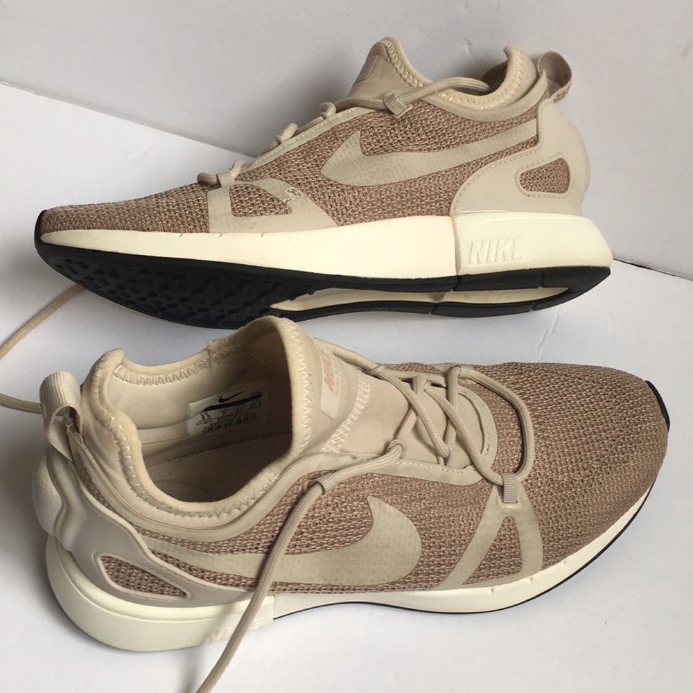 Nike Duel Racer knitted sock athletic sneakers